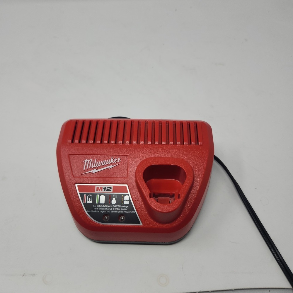 Genuine Milwaukee M12 Lithium Ion 12 Volt Battery Charger 48-59-2401 Working